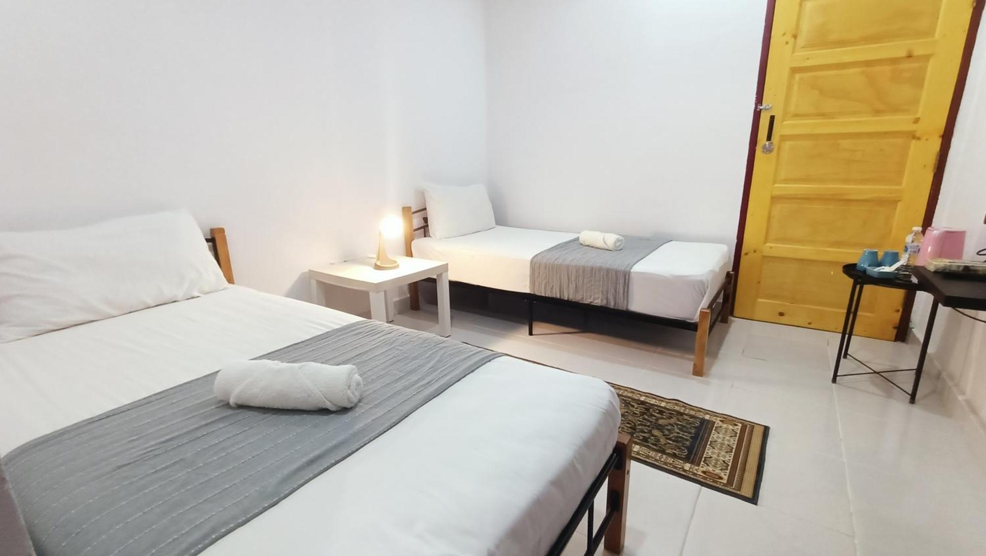 Zainab Cottage Pasir Puteh Room photo